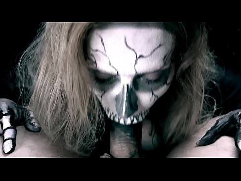 ❤️ Demonska djevojka siše kurac svojim crnim ustima i guta spermu. ❤️ Tvrdi porno na bs.recetasketo.top ❌️❤